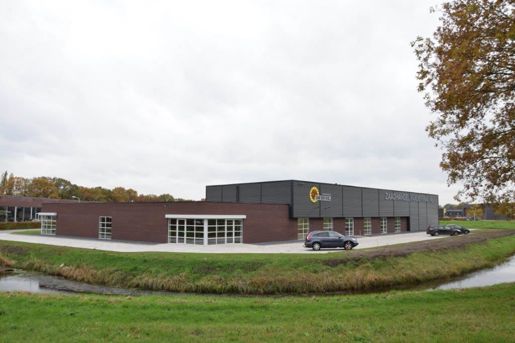 bedrijfspand van der wal webwinkel