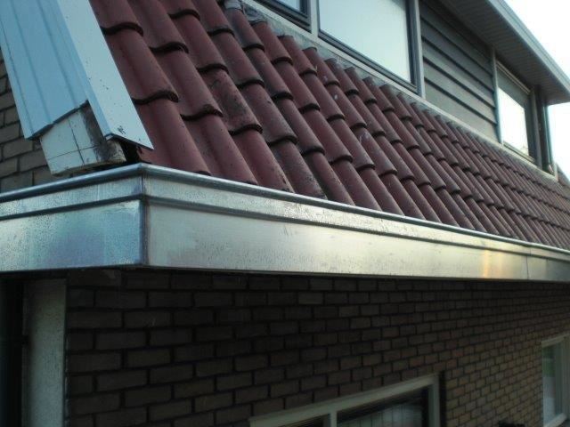 zinken dakgoten woning