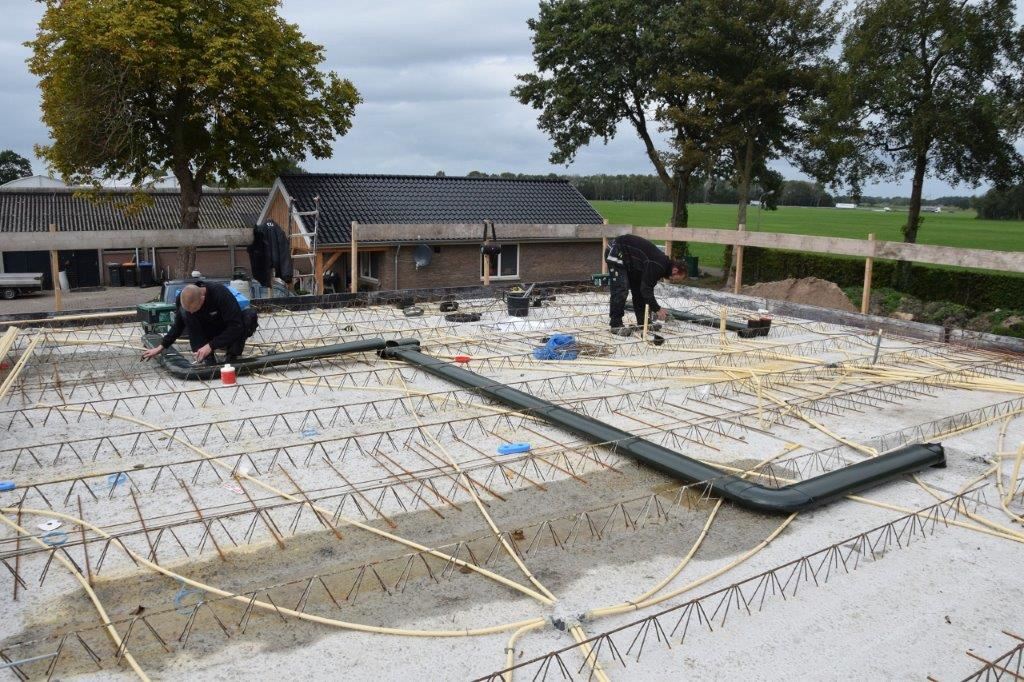 ventilatiekanalen op de breedplaatvloer